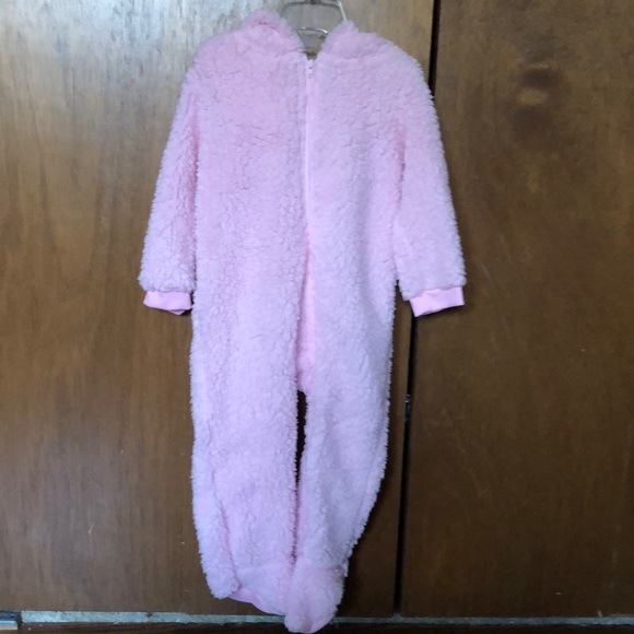Kidgets Other - BRAND BABY GIRL SIZE 18 MONTHS SHERPA HOIDIE WITH PINK EARS ON IT. NWTS
